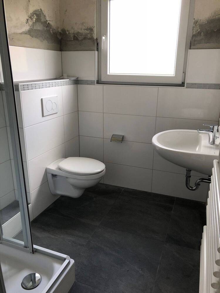 KÖLNER NORDEN HEIMERSDORF: renovierte 2 Zimmerwohnung mit Balkon