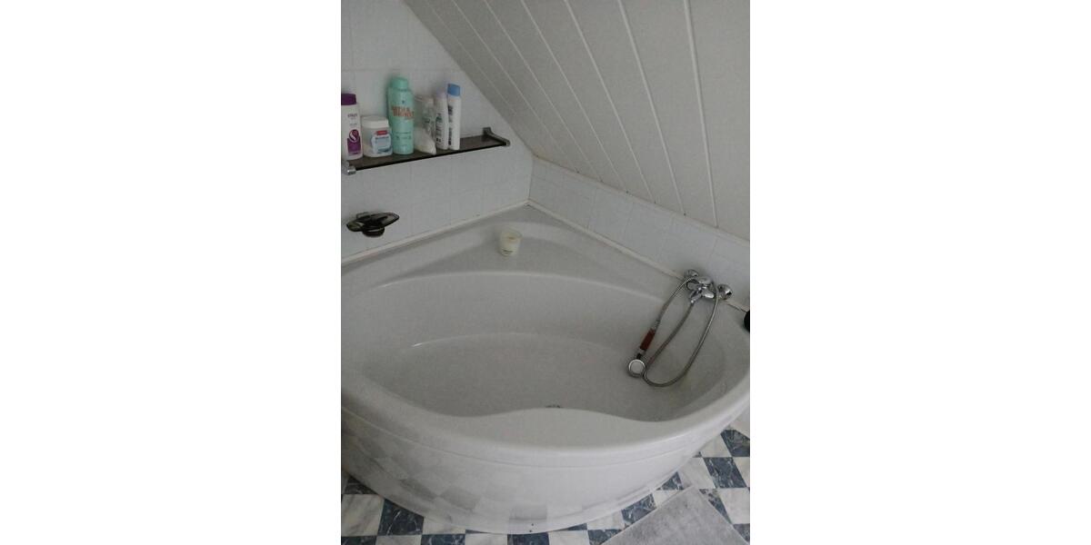 Wohnen auf Zeit Wermelskirchen - 1 Zimmer, 25 m&sup2;, 40&euro; | Angebot:26146027