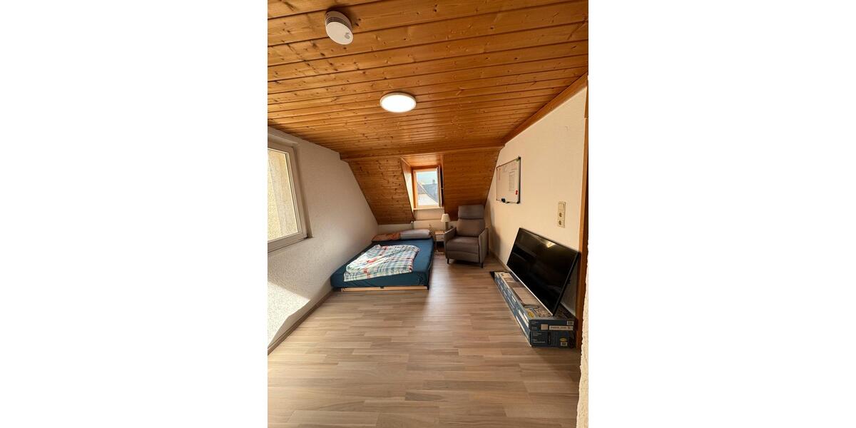 Dachgeschoßwohnung Lörrach - 2.5 Zimmer, 56 m&sup2;, 820&euro; | Angebot:24851882