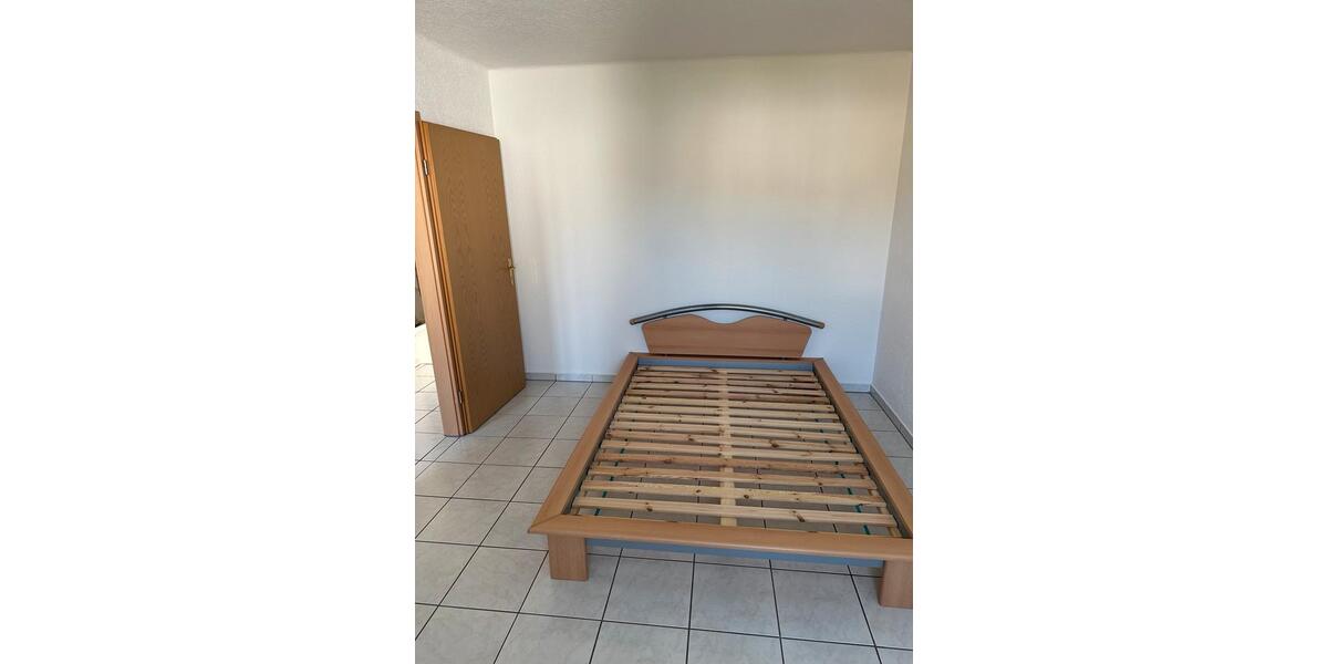 Etagenwohnung Grenzach-Wyhlen Wyhlen - 3 Zimmer, 88 m&sup2;, 1.250&euro; | Angebot:26238403