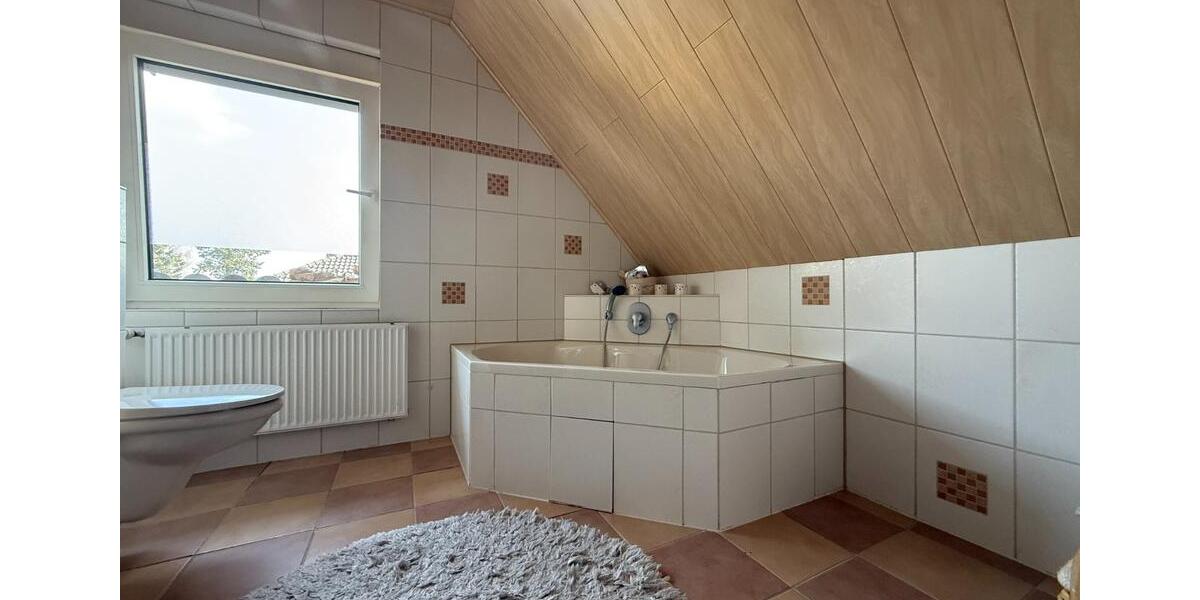 Maisonettenwohnung Ehra-Lessien Lessien - 6 Zimmer, 176 m&sup2;, 980&euro; | Angebot:25839715