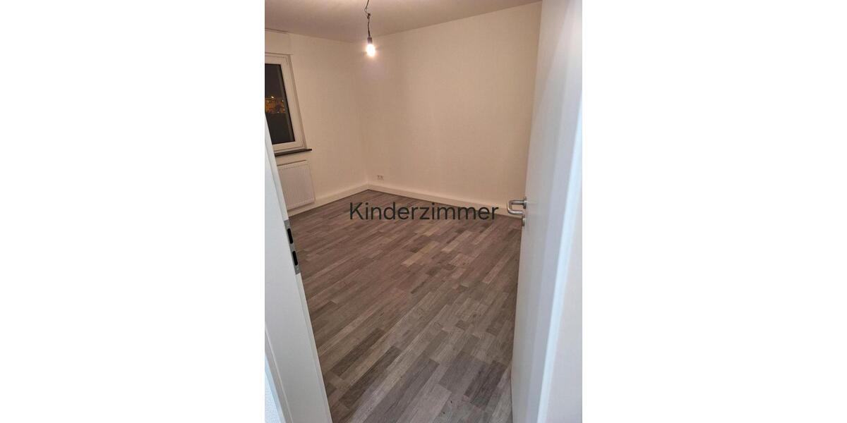 Einfamilienhaus Schiffweiler 3 Zimmer Küche und Bad + Garten 3 zimmer