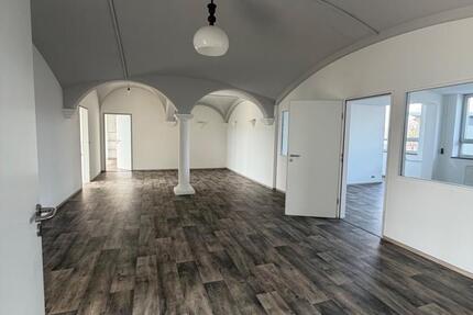 Gewerbeobjekt Neuötting - 1.200&euro; | Angebot:25884380