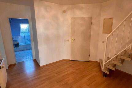 Wohnung Rastede - 3 Zimmer, 94 m&sup2;, 1.140&euro; | Angebot:25945766