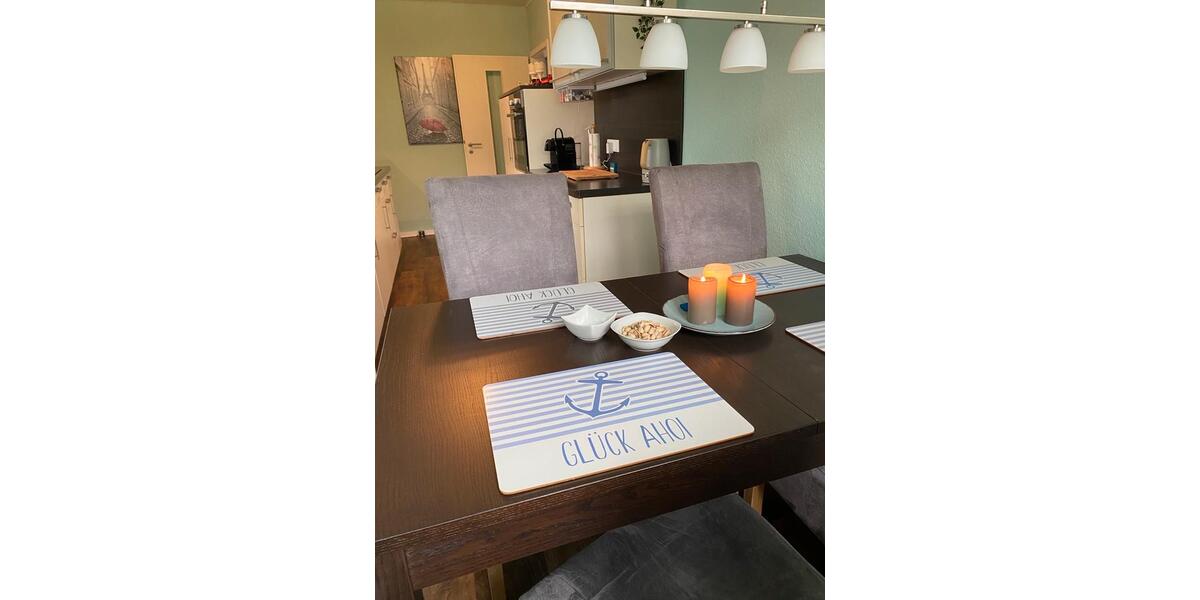 Reihenhaus Emden Tholenswehr - 5 Zimmer, 90 m&sup2;, 100&euro; | Angebot:24401832