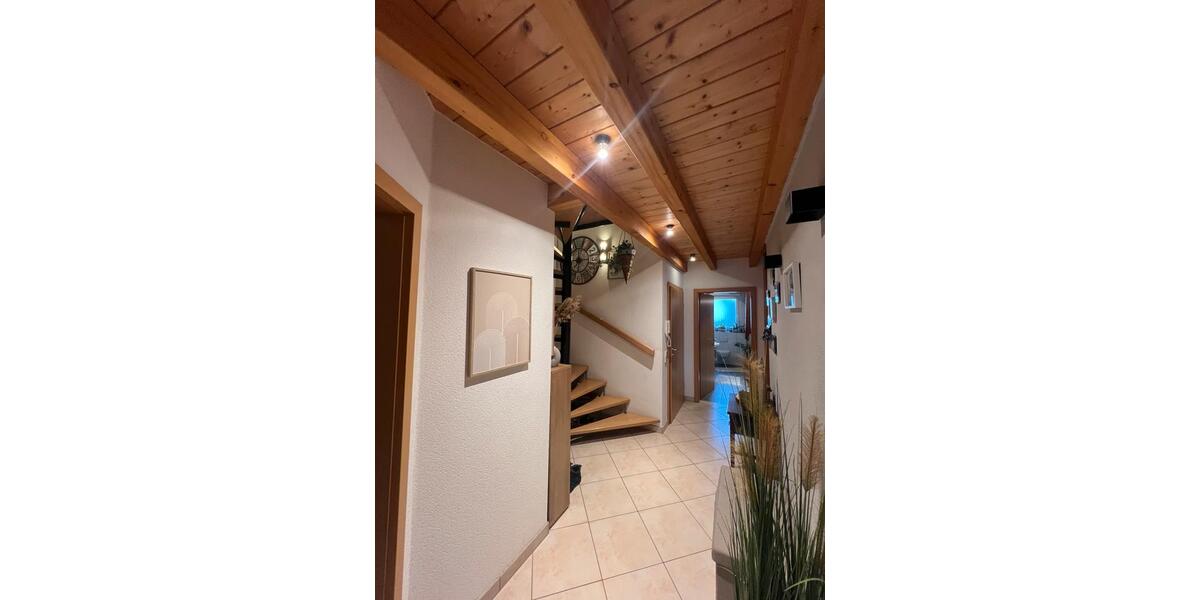 Helle 3 Zimmer–Wohnung mit Studio & Balkon 4 zimmer