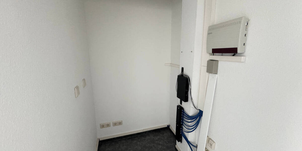 Gewerbeobjekt Grimma OT Dürrweitzschen Dürrweitzschen - 4 Zimmer, 80 m&sup2;, 400&euro; | Angebot:24113030