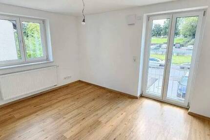 Neu renoviert - Attraktive 3-Zimmer-Wohnung in guter und ruhiger Wohnlage von Amberg