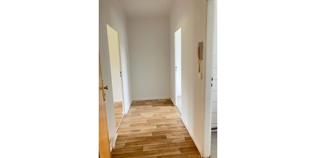 Etagenwohnung Rosenow - 1 Zimmer, 34 m&sup2;, 200&euro; | Angebot:26661621
