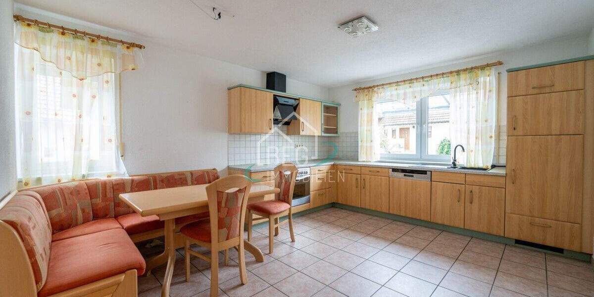 Familienfreundliche Doppelhaushälfte mit Garten und Terrasse 5 zimmer