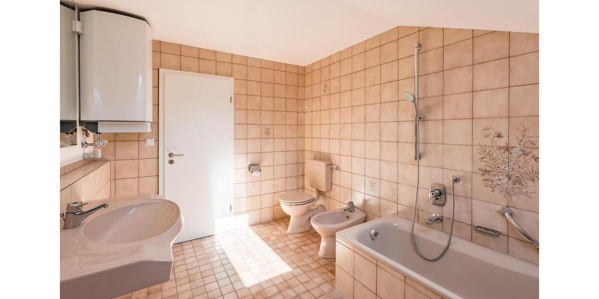 Dachgeschoßwohnung Nesselwang - 3 Zimmer, 96 m&sup2;, 1.010&euro; | Angebot:25614554
