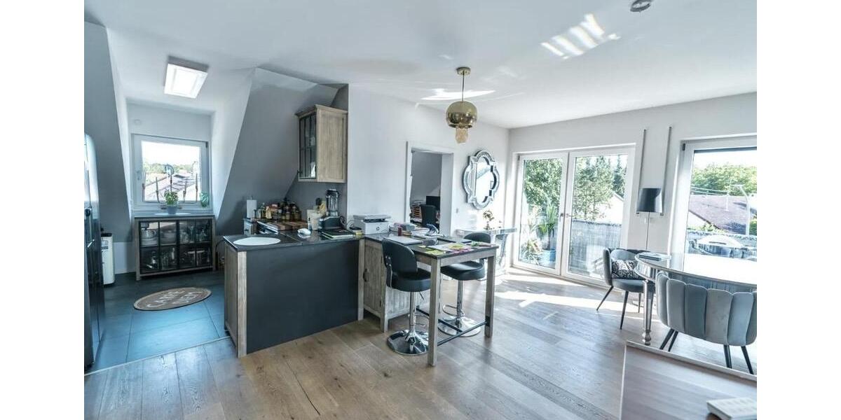 Dachgeschoßwohnung Forstinning - 2.5 Zimmer, 75 m&sup2;, 1.380&euro; | Angebot:24725387