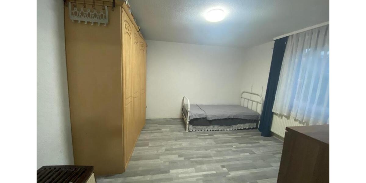 Gepflegte 2-Zimmer-Wohnung in ruhiger Lage – Nähe Zentrum zimmer