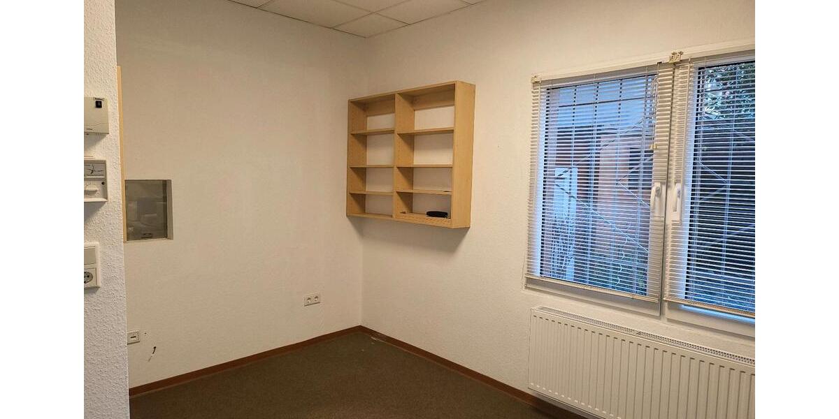 Gewerbeobjekt Wilhelmshaven - 2.999&euro; | Angebot:24542438