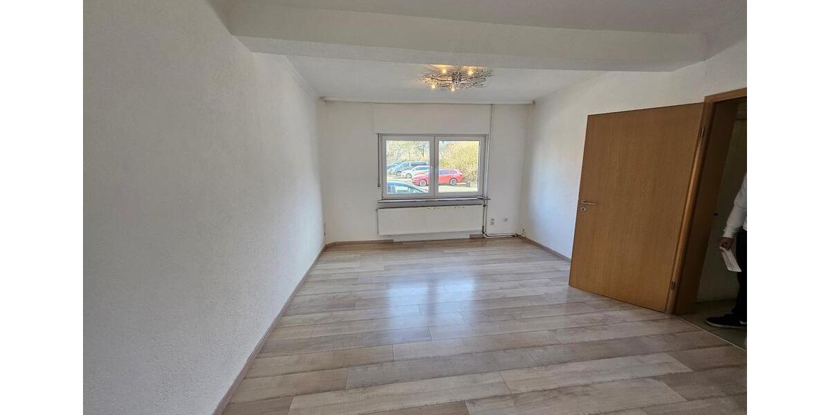 Einfamilienhaus Breidenbach - 4 Zimmer, 160 m&sup2;, 950&euro; | Angebot:25581567