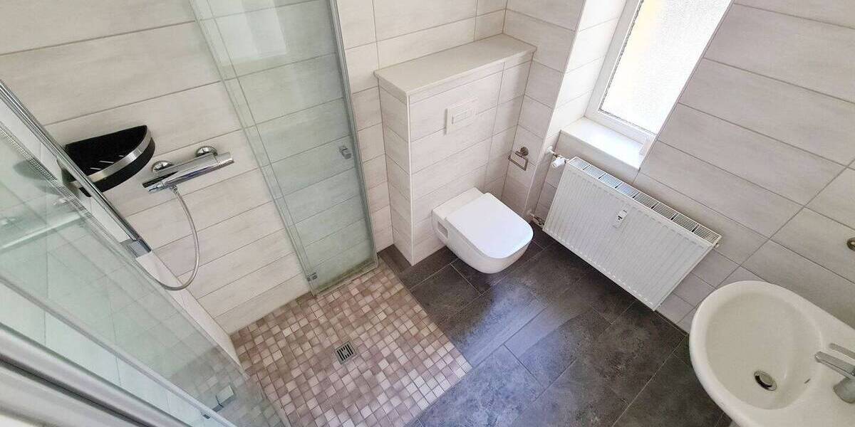 Etagenwohnung Köthen (Anhalt) Köthen - 4 Zimmer, 150 m&sup2;, 715&euro; | Angebot:26243019