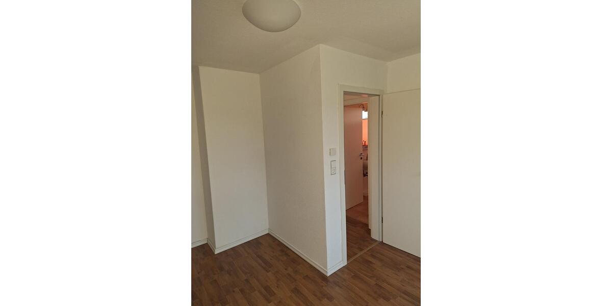 Etagenwohnung Zeven - 3 Zimmer, 15 m&sup2;, 400&euro; | Angebot:26047001
