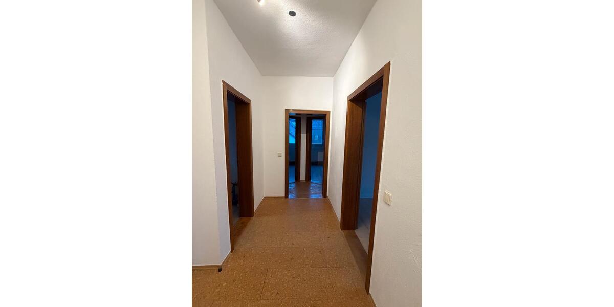 Etagenwohnung Neustadt bei Coburg - 3 Zimmer, 88 m&sup2;, 630&euro; | Angebot:24743225