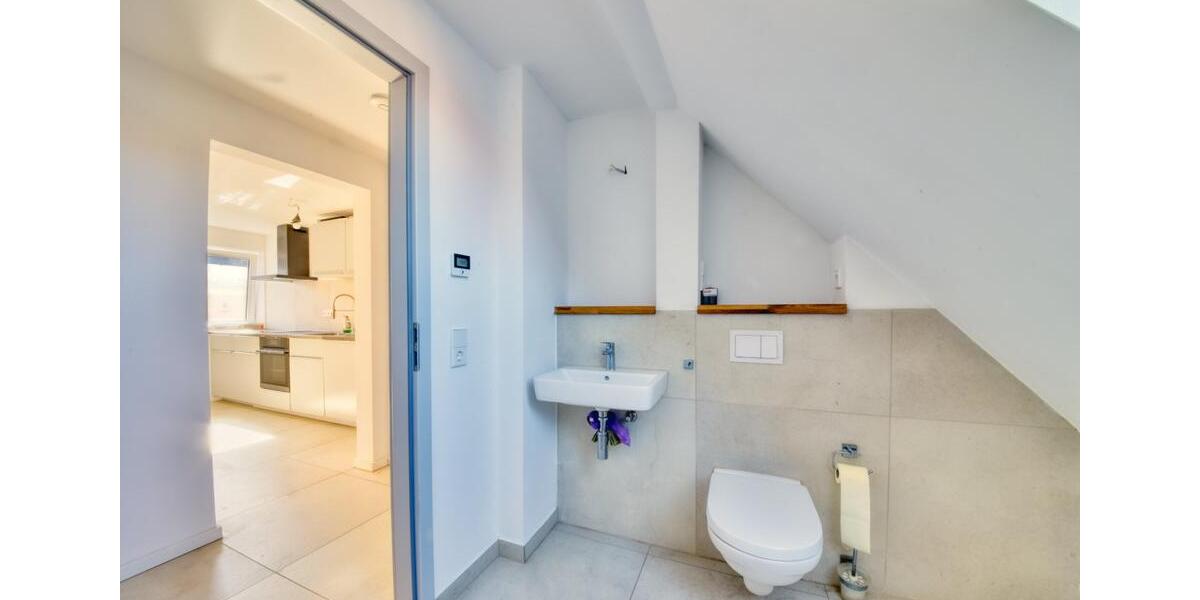 Dachgeschoßwohnung Stralsund - 2 Zimmer, 51 m&sup2;, 695&euro; | Angebot:24705771