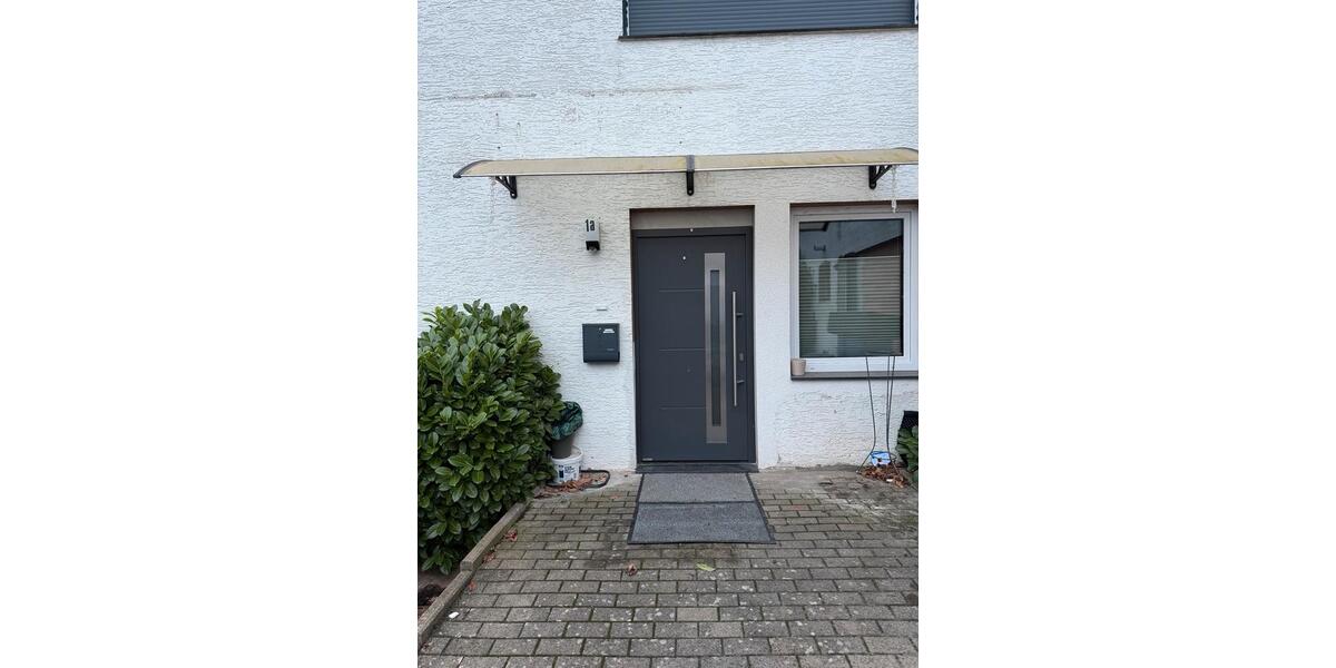 Erdgeschoßwohnung Warburg - 4 Zimmer, 110 m&sup2;, 1.000&euro; | Angebot:24548428