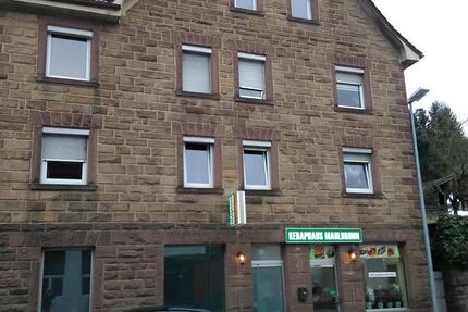 Helle Dachgeschoßwohnung 3 zimmer