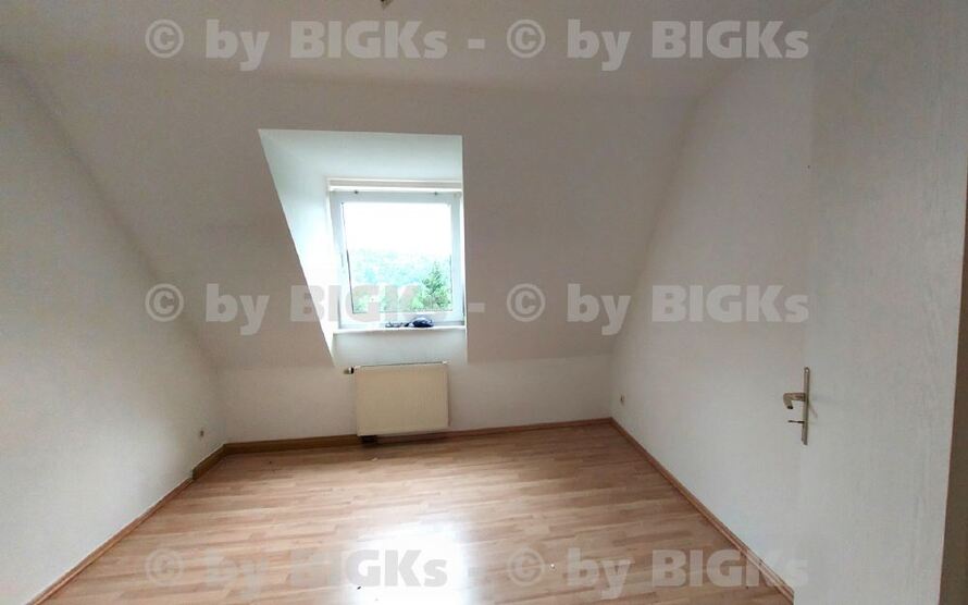 BIGKs: Suhl am Klinikum: 2-3-Zimmer Wohnung,separate Küche (-;) 3 zimmer