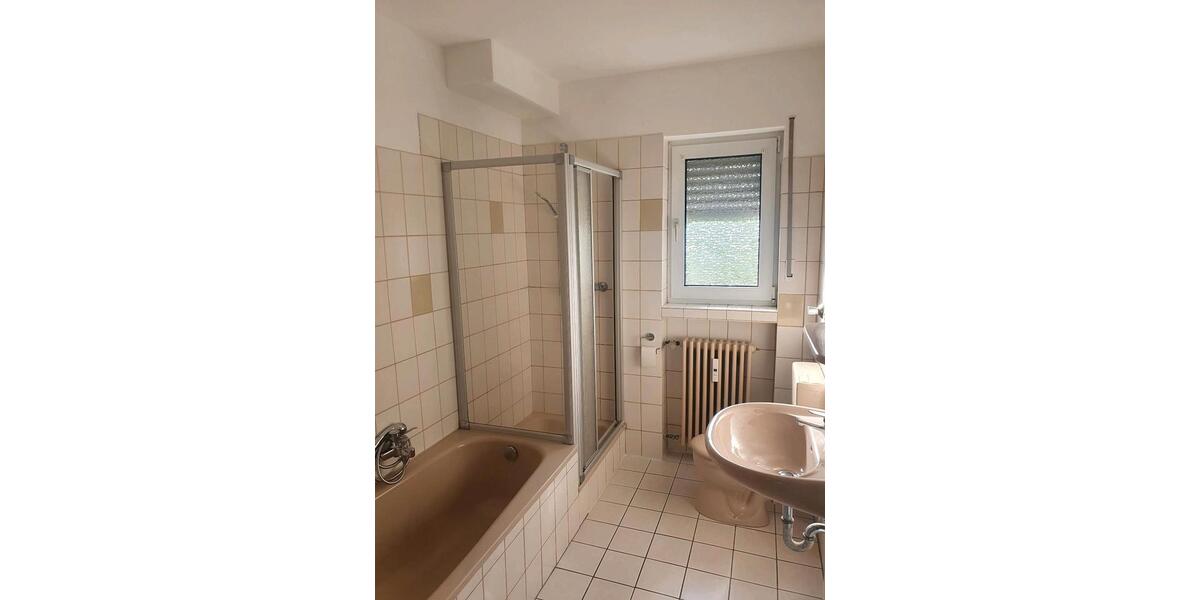 Etagenwohnung Bergneustadt - 3 Zimmer, 80 m&sup2;, 620&euro; | Angebot:26554313