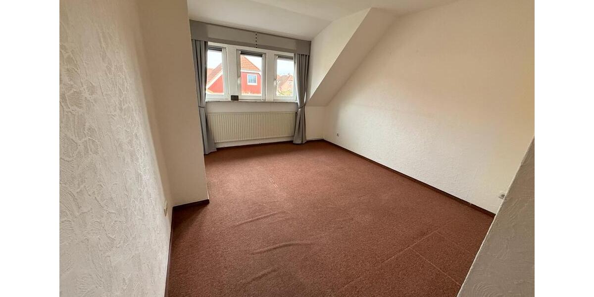Dachgeschoßwohnung Oldenburg in Holstein - 3 Zimmer, 69 m&sup2;, 795&euro; | Angebot:25936256