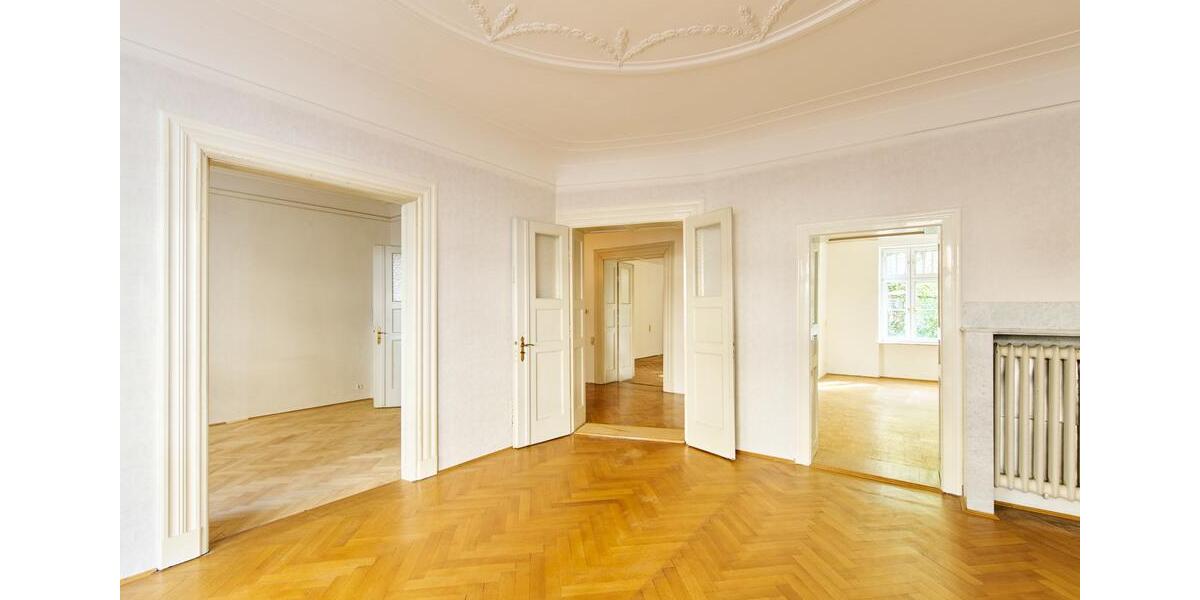 Erdgeschoßwohnung München Au-Haidhausen - 5 Zimmer, 200 m&sup2;, 5.000&euro; | Angebot:25080948