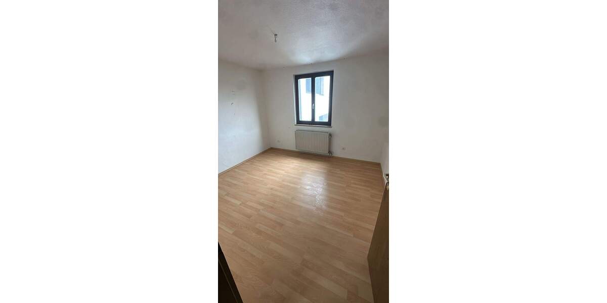 Etagenwohnung Waldsassen - 4 Zimmer, 72 m&sup2;, 505&euro; | Angebot:25815118