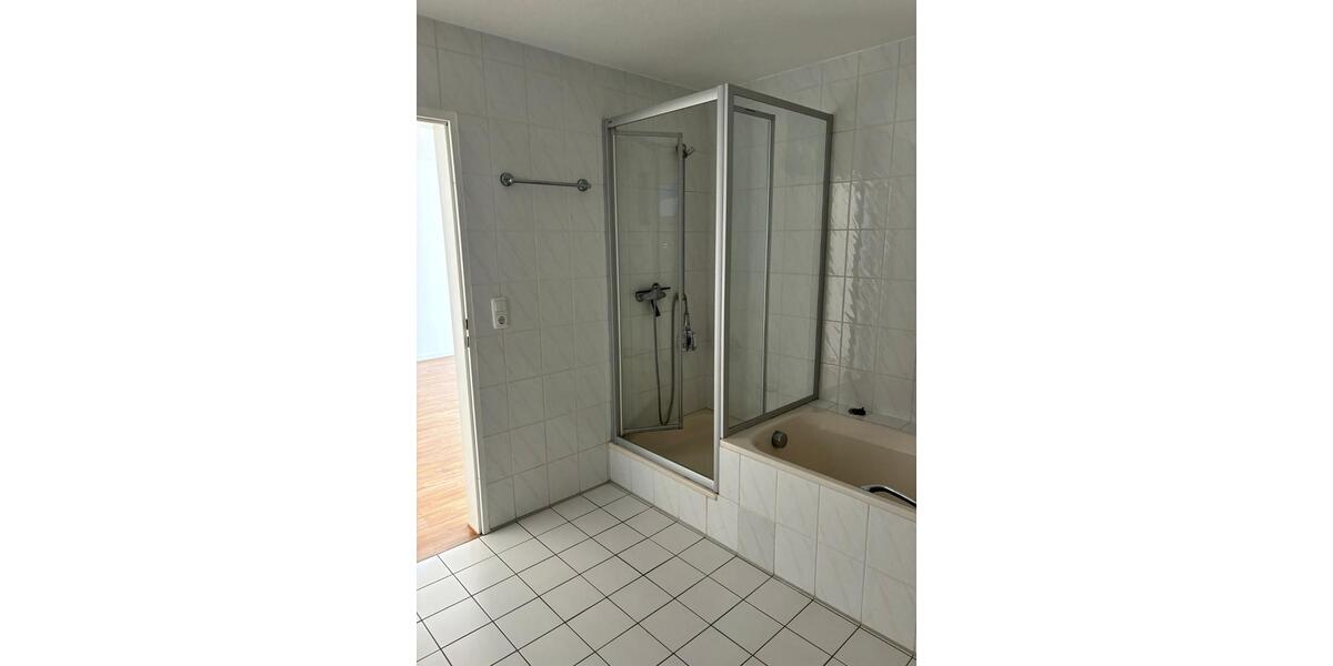 Etagenwohnung Petershagen - 2.5 Zimmer, 64 m&sup2;, 695&euro; | Angebot:26424549