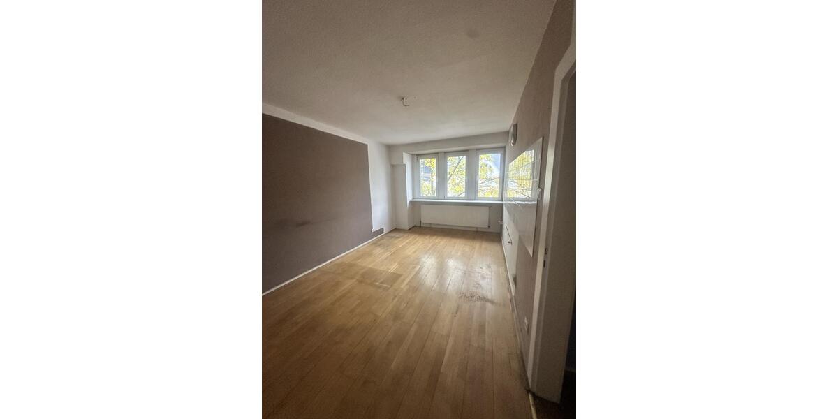 Etagenwohnung Wuppertal Gemarkung Langerfeld - 4 Zimmer, 107 m&sup2;, 860&euro; | Angebot:25648690