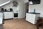 Wohnen auf Zeit Gladenbach - 9 Zimmer, 200 m&sup2;, 18&euro; | Angebot:24245225