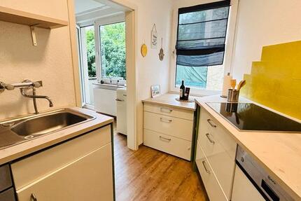 Wohnung Essen Südviertel - 2 Zimmer, 42 m&sup2;, 750&euro; | Angebot:25948946