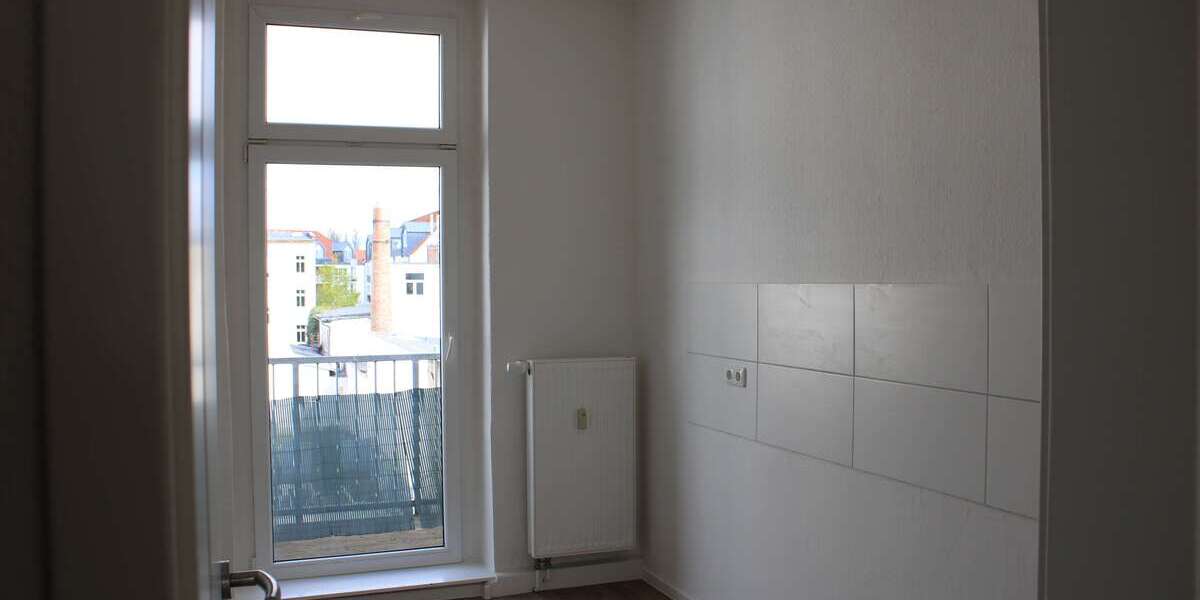 frisch renovierte 3 Zimmer-Wohnung *mit Balkon* ***1 Monat Kaltmietenfrei*** - Appartement Magdeburg Stadtfeld Ost | Angebot:10907963