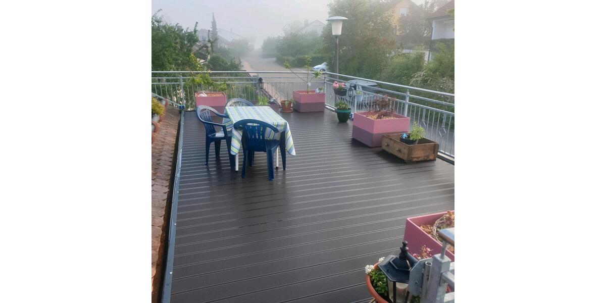 Dachgeschoßwohnung Herrieden - 3.5 Zimmer, 150 m&sup2;, 1.180&euro; | Angebot:25326585