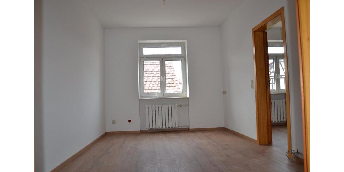Etagenwohnung Barchfeld-Immelborn Immelborn - 4 Zimmer, 115 m&sup2;, 880&euro; | Angebot:26623735