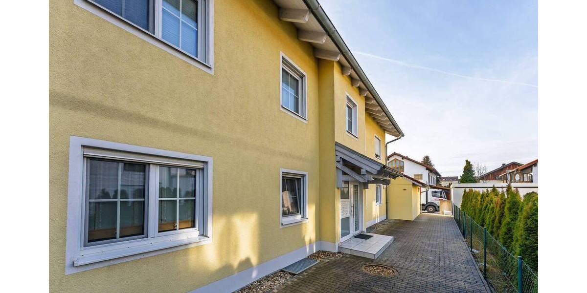 Etagenwohnung Straubing - 3 Zimmer, 74 m&sup2;, 790&euro; | Angebot:26778230