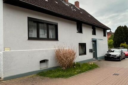 Haus Lauenau - 5 Zimmer, 200 m&sup2;, 1.400&euro; | Angebot:26422532