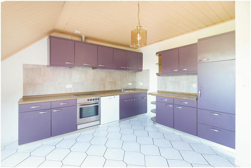 ***geräumige 2 Zimmer Oberwohnung mit EBK in Börger*** mit eigenem Garten, Terrasse, sowie Zufahrt und Carport 2 zimmer