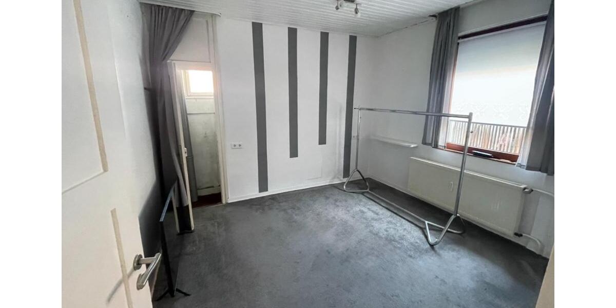 Etagenwohnung Bad König - 5 Zimmer, 136 m&sup2;, 1.100&euro; | Angebot:26493170