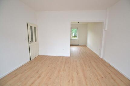 renovierte 2 12-Zimmer-Erdgeschosswohnung in 37627 Lenne 2 zimmer