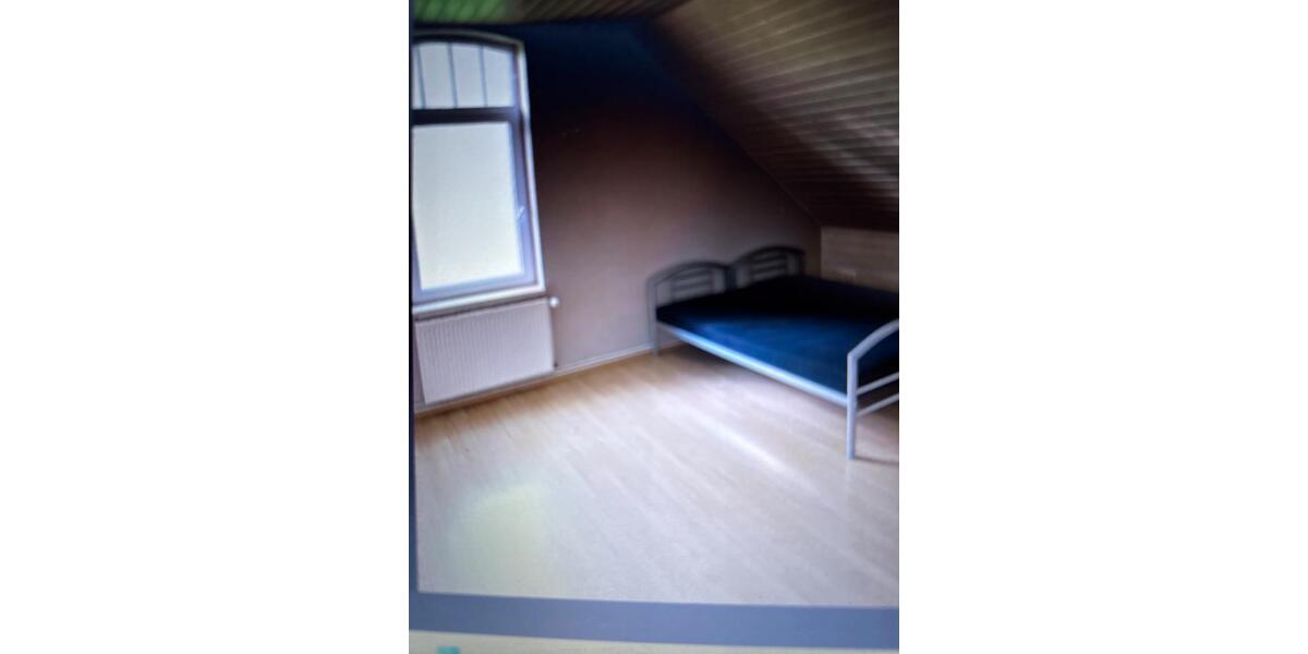 Dachgeschoßwohnung Westerstede - 3 Zimmer, 67 m&sup2;, 595&euro; | Angebot:24643500