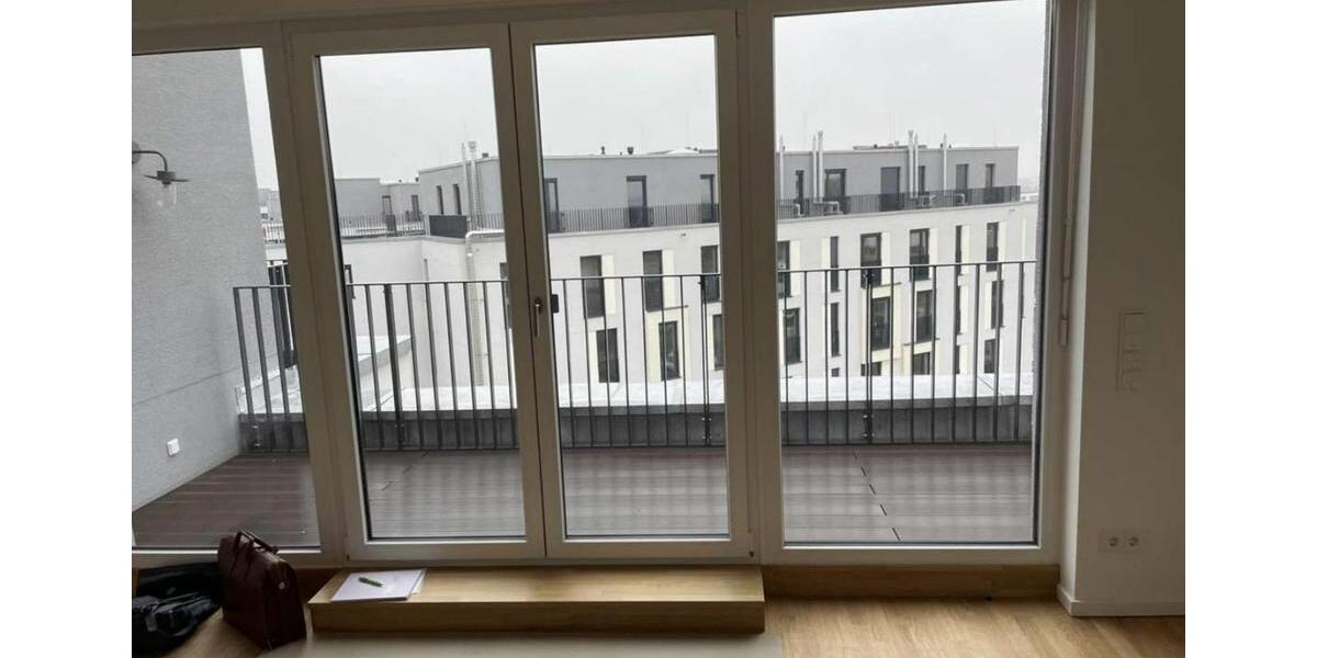 Dachgeschoßwohnung Schönefeld - 2 Zimmer, 59 m&sup2;, 1.000&euro; | Angebot:24813576