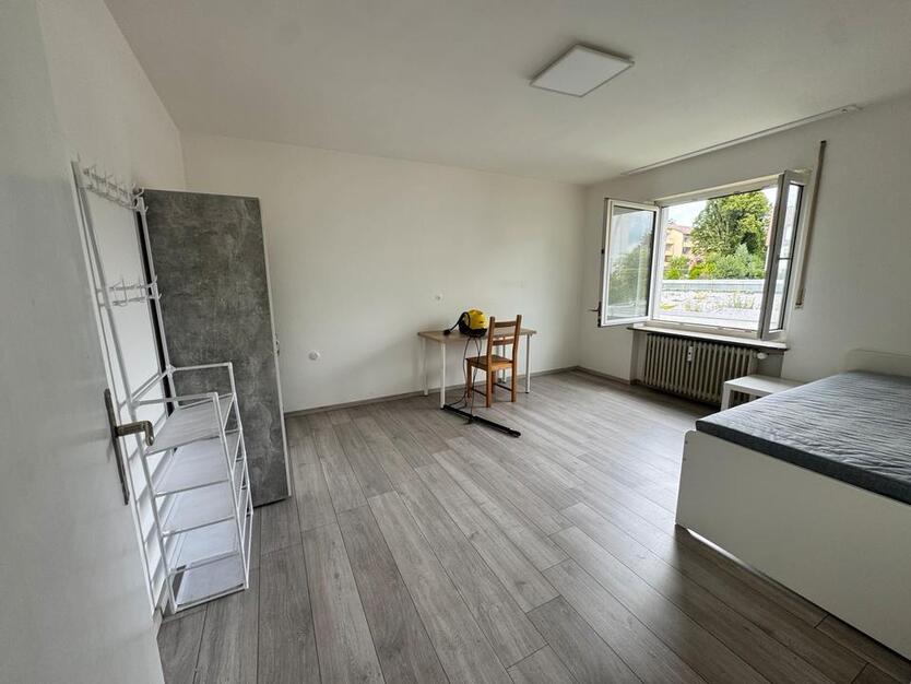 3er WG Neugründung Ulm-Safranberg möbeliert 4 Zimmer