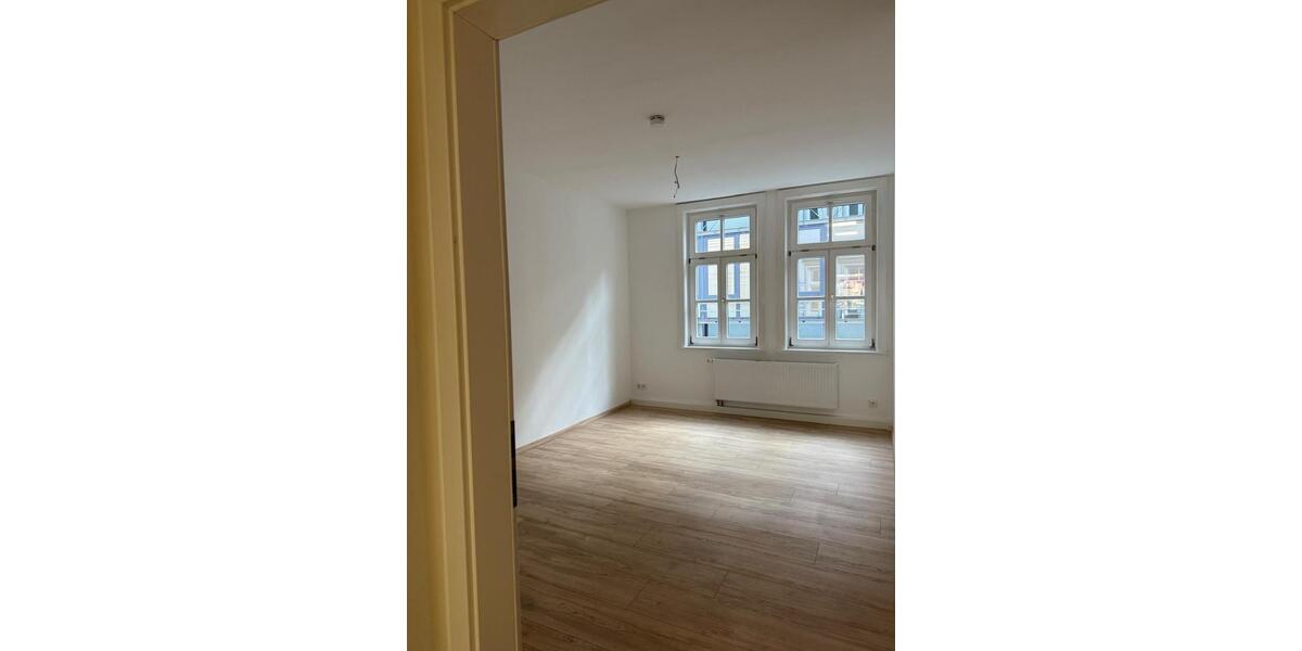 Etagenwohnung Großrudestedt - 5 Zimmer, 140 m&sup2;, 1.800&euro; | Angebot:24715811