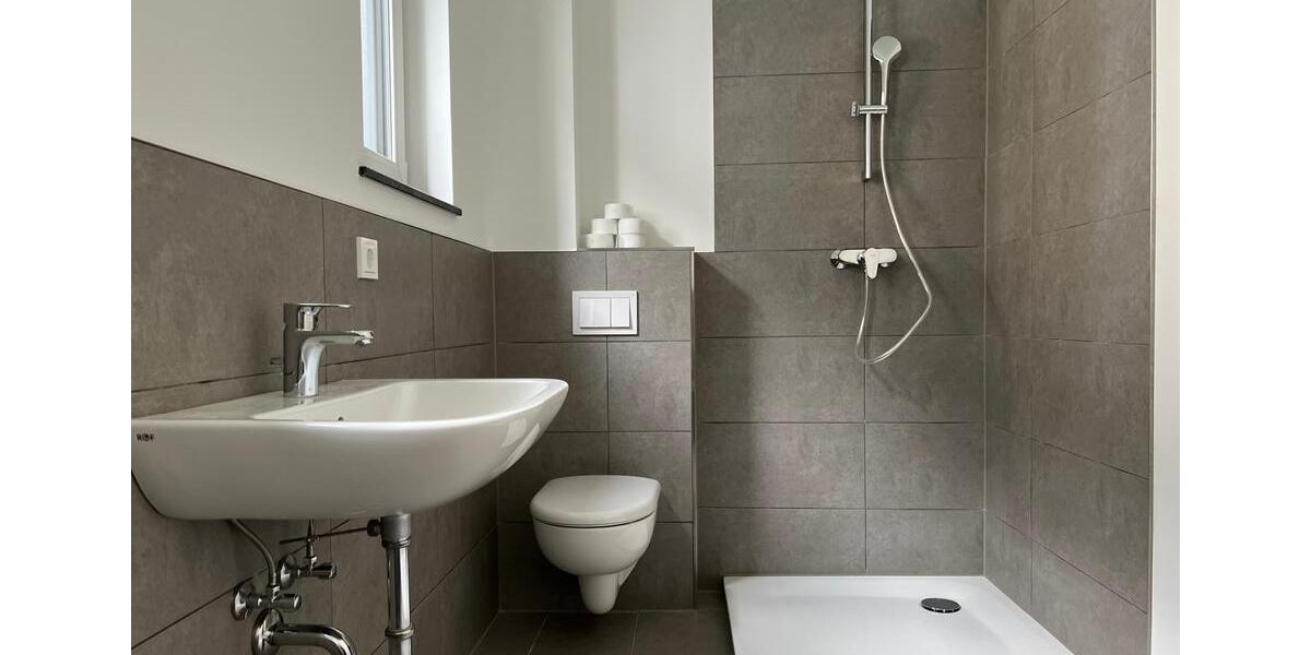 Etagenwohnung Velbert Pöthen - 2.5 Zimmer, 68 m&sup2;, 990&euro; | Angebot:26672547