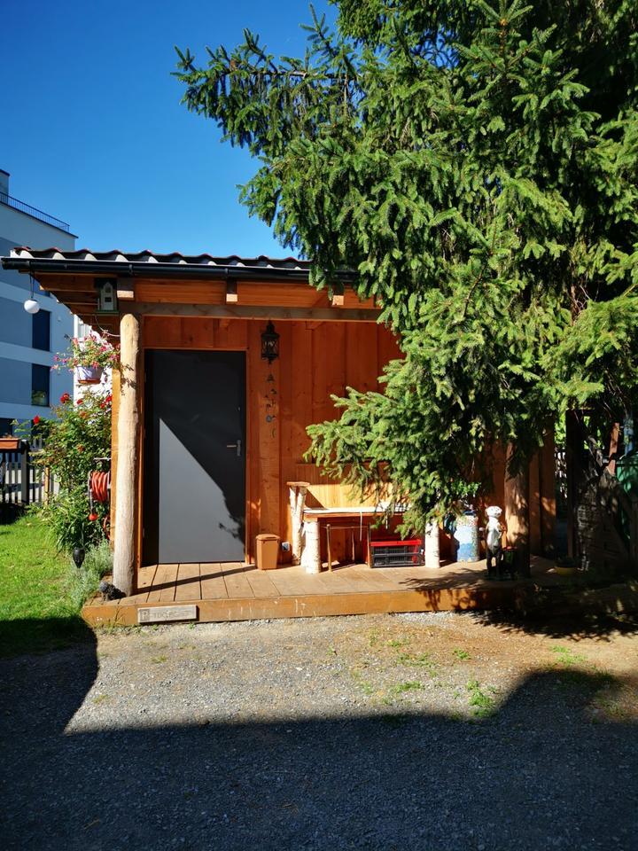 Möbliertes Holzhaus mit Garten - an der B87 Monteurunterkunft