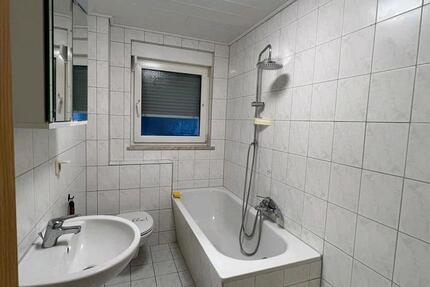Wohnung Frankenblick - 4 Zimmer, 70 m&sup2;, 500&euro; | Angebot:24774694
