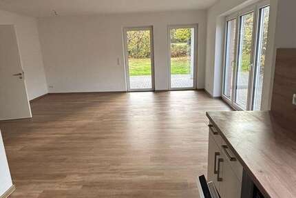 Wohnung Papenburg - 2 Zimmer, 72 m&sup2;, 680&euro; | Angebot:27275372